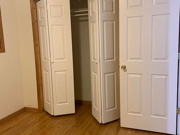 5th image of 1411 W Superior St #G
