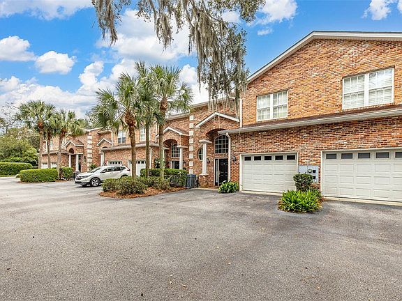 4th image of 4 Palm Villas Ct #4