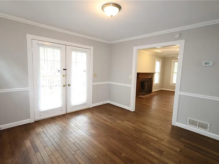 1359 Oakengate Dr — Photo 12