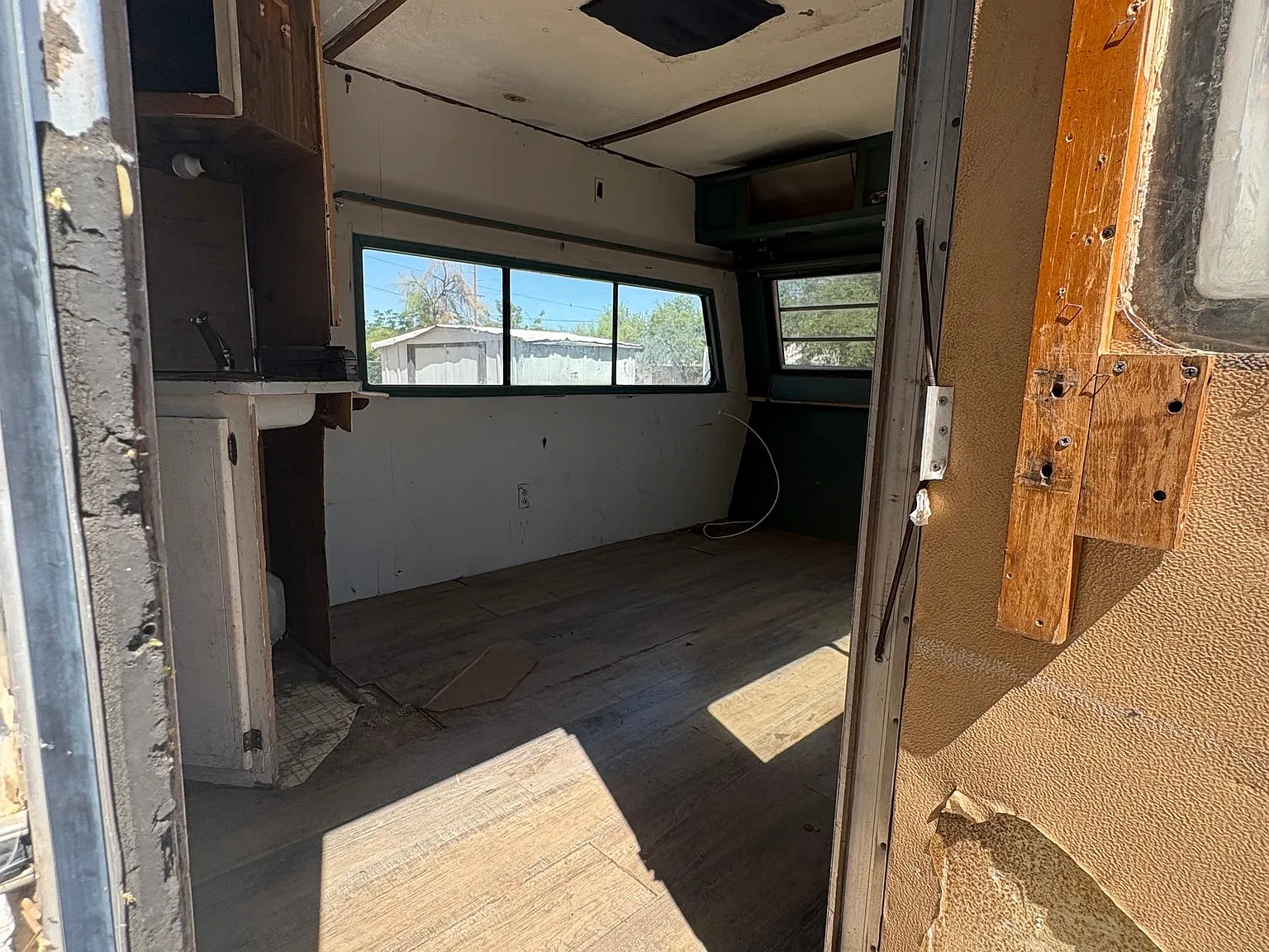 Affordable Mobile Home Opportunity in SharIDon Park - Tucson, AZ — Photo 2