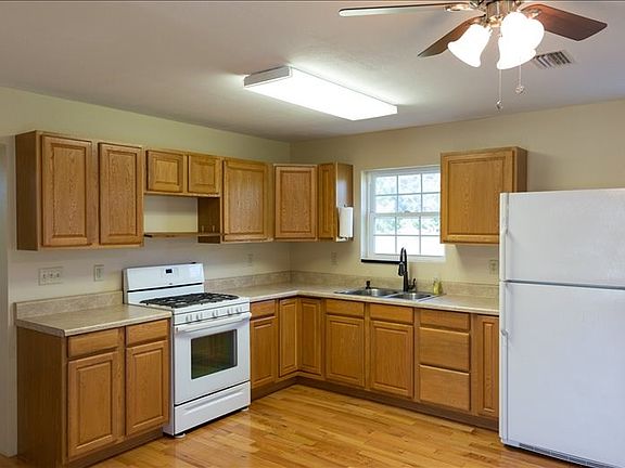2nd image of 3507 141st Cres NW
