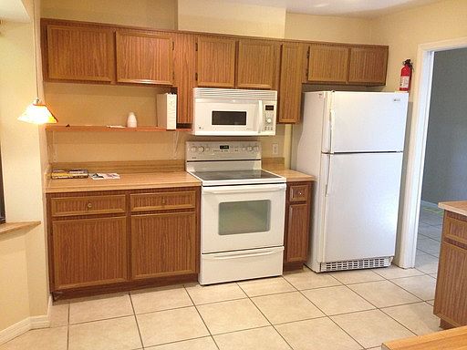 3rd image of 3865 Hickory Hill Blvd