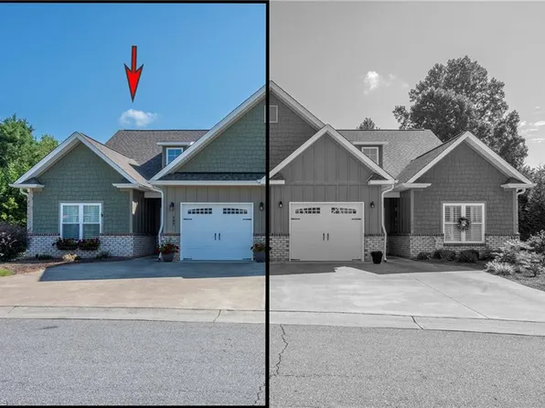 107 Parkview Dr, Yadkinville, NC 27055
