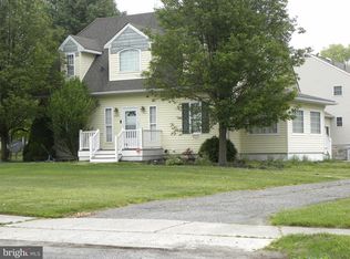 331 N Brewster Rd, Vineland, NJ 08361