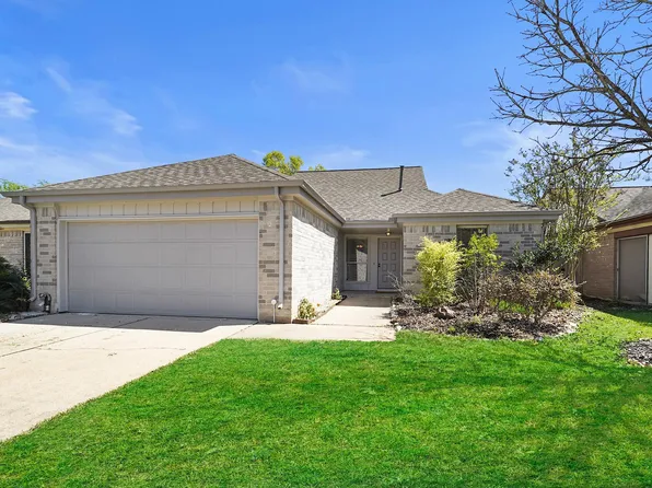 2239 Highland Hills Dr, Sugar Land, TX 77478