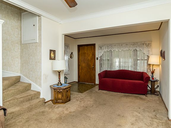 5th image of 3812 N Oak Park Ave