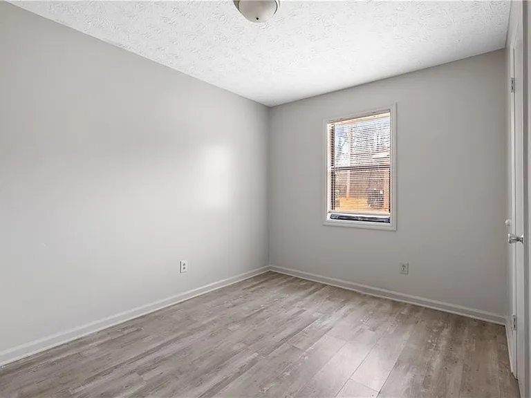 1007 New Lacy St #8 — Photo 15