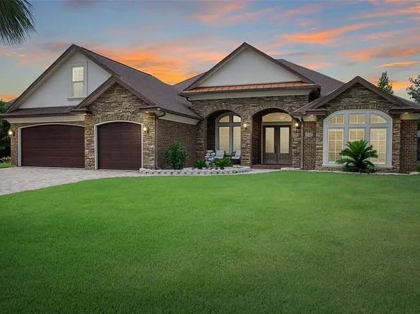 2721 Pebble Beach Dr, Navarre, FL 32566