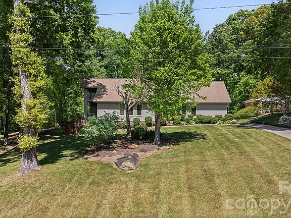 2nd image of 297 Mockingbird Ln