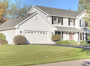 3304 Twin Ridge Ln, Rockford, IL 61109