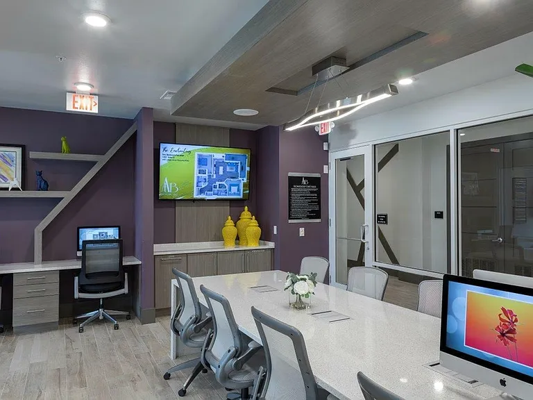 The Addison Universal Boulevard Technology Cafe