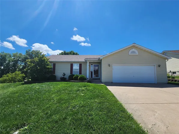 111 Cuivre River Dr, Troy, MO 63379