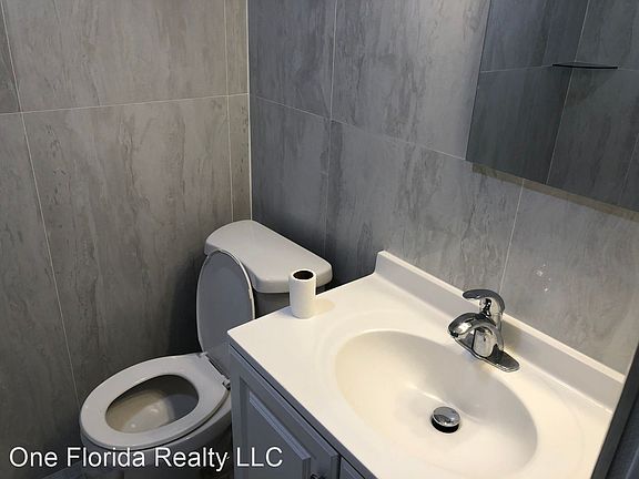 5th image of 4883 Freedom Cir #702
