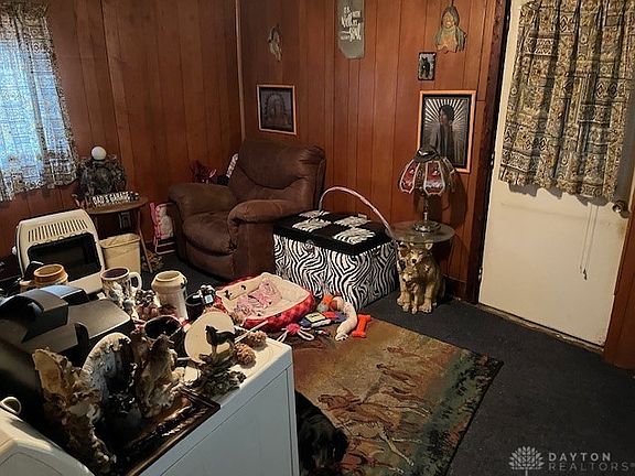 5th image of 226 W Clay St