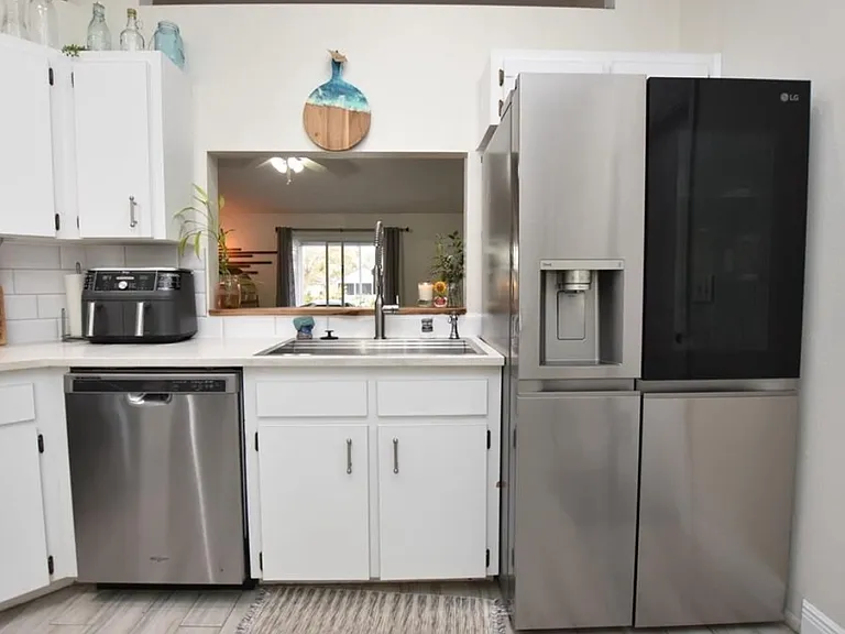 2022 Hatteras Point — Photo 3