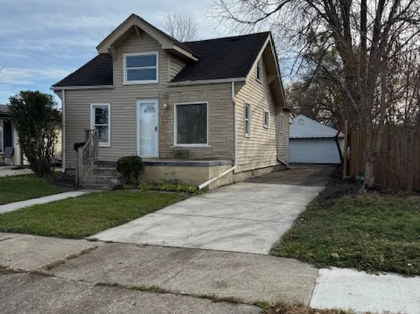 1576 E Harry Ave, Hazel Park, MI 48030