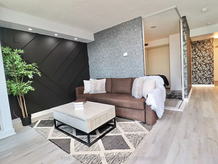 397 Front St N #1806 — Photo 39