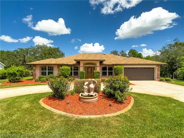 4532 Vivian Dr, Sebring, FL 33872