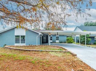 404 Hillside Dr, Lakewood Village, TX 75068