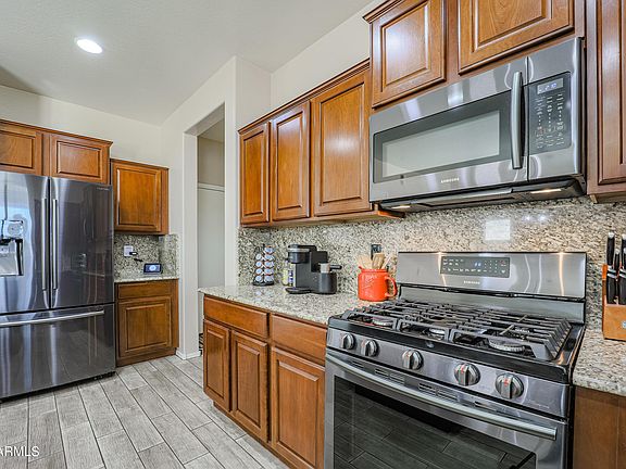 5th image of 8812 N 182nd Ln