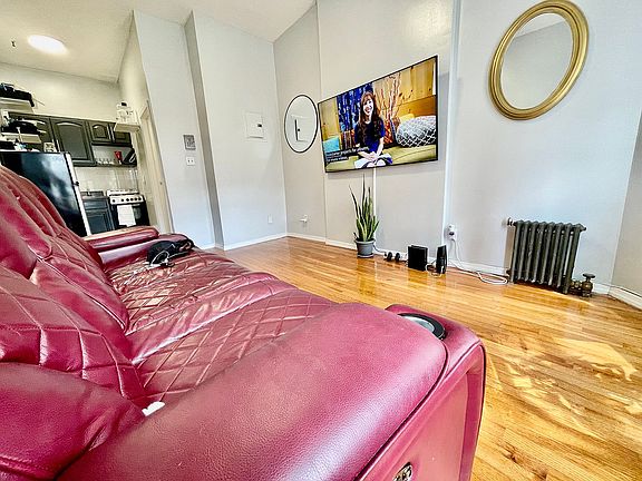5th image of 605 W 179th St APT 7