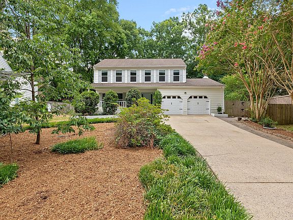 5th image of 4308 Hickory Ridge Dr