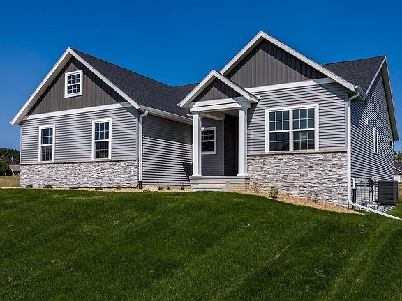 2nd image of 5841 Meadow Grass Cir SE #5GPX6E