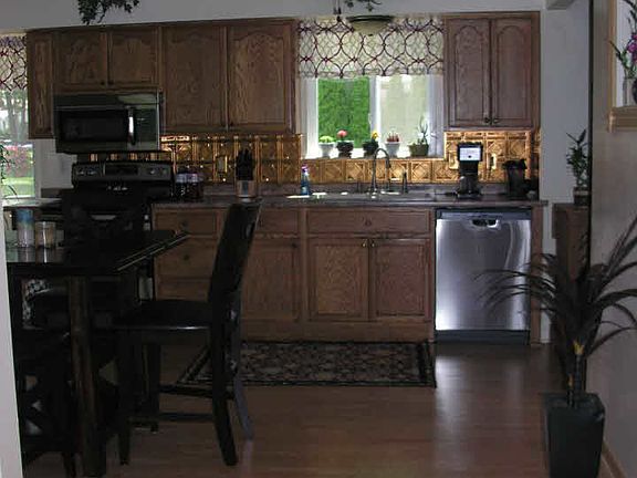 5th image of 1183 Ashland Dr