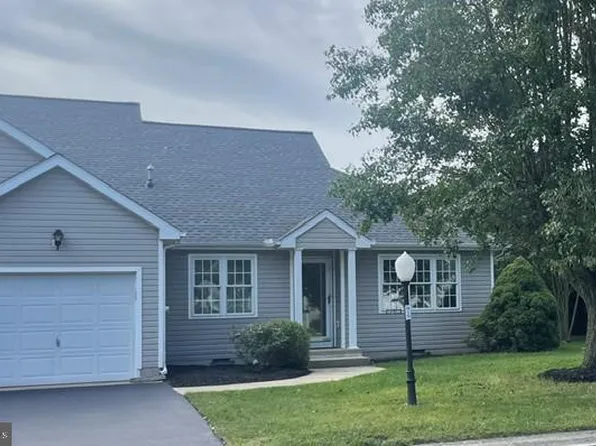 919 W Schumaker Manor Dr, Salisbury, MD 21804