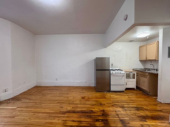 5th image of 520 W 140th St #3