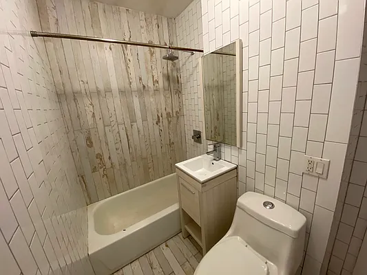 Rented by Simply Brooklyn Realty Inc | media 10