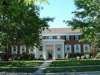 1st image of 19901 Van Aken Blvd #E209