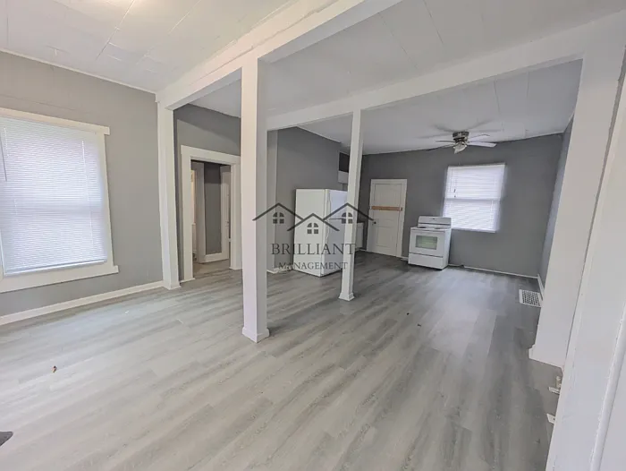 2239 E 34th St #1 — Photo 5