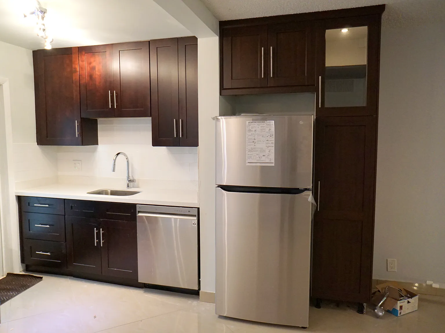 2 bed, 850 sqft, $1,600 — Photo 4
