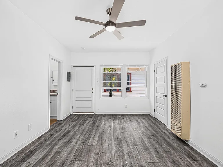 526 Magnolia Avenue — Photo 29