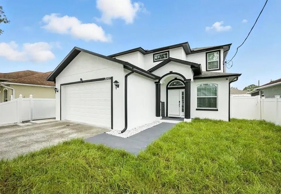 3007 W Haya St