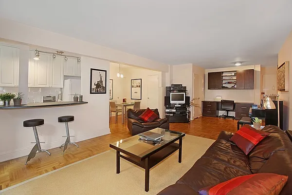 Sold by Corcoran | media 7