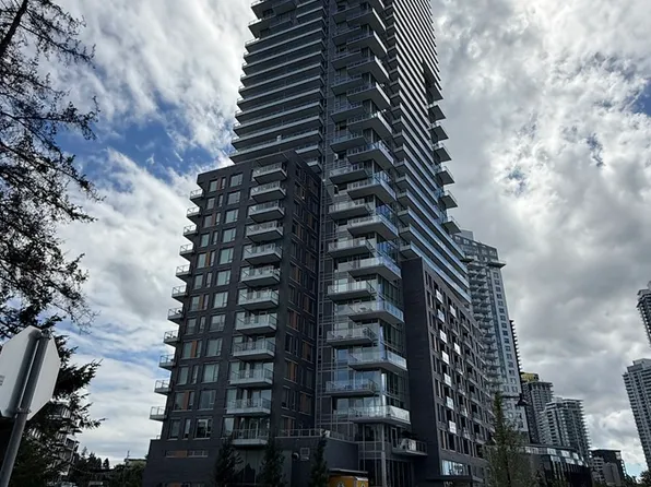 567 Emerson St, Coquitlam, BC