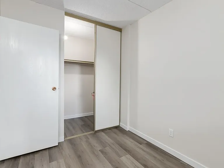 739 Bracewood Dr SW — Photo 85