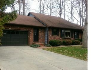 1916 Hugo St, Saint Clair, MI