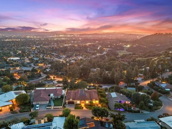 752 Valparaiso Dr, Claremont, CA 91711