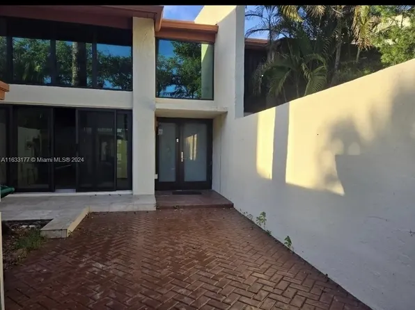 10485 SW 78th St, Miami, FL 33173