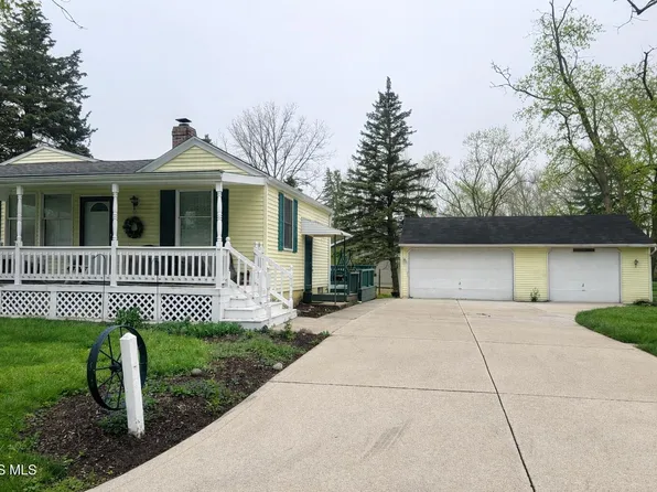 1817 Rhode Island Rd, Holland, OH 43528