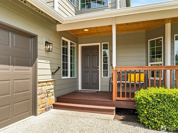 5th image of 807 Darwins Way