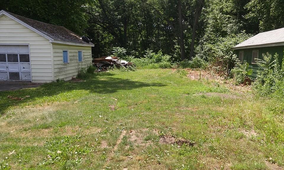 2nd image of 101 Thaddeus St