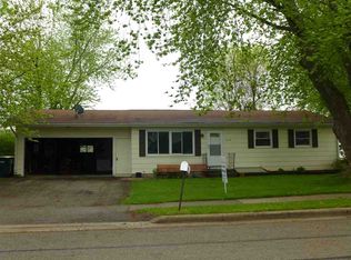 1029 Maple Ave, Waupun, WI 53963