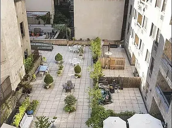 85 8th Avenue image 11 of 12