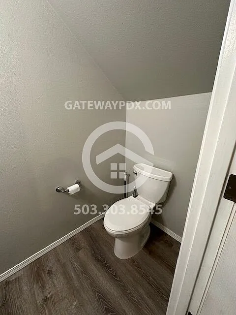 9115 SW 158th Ter — Photo 4