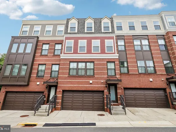 3961 Norton Pl, Fairfax, VA 22030