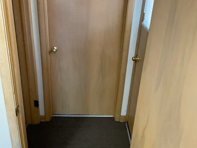 Entry off of kitchen to the basement